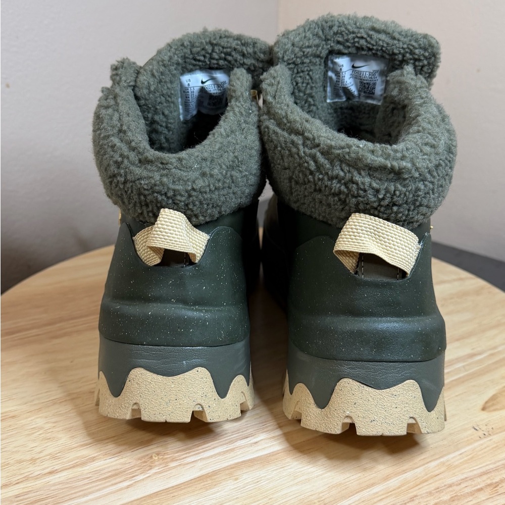 Nike women’s City Classic Premium Waterproof Boots - Picture 6 of 11